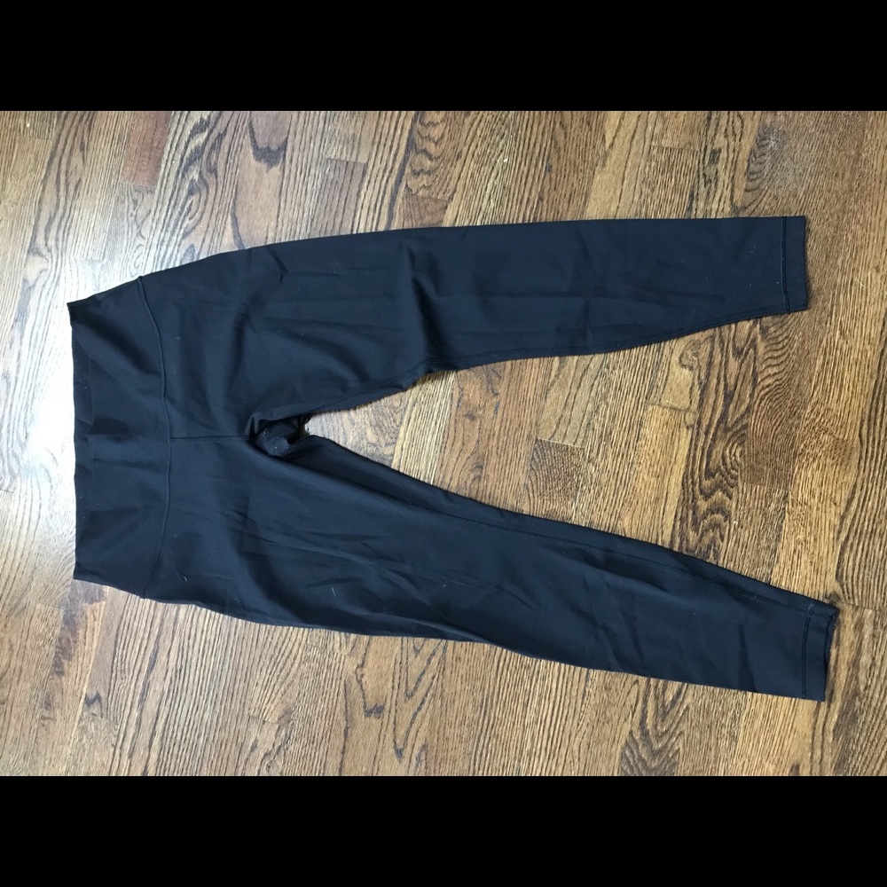 Lululemon black classic leggings